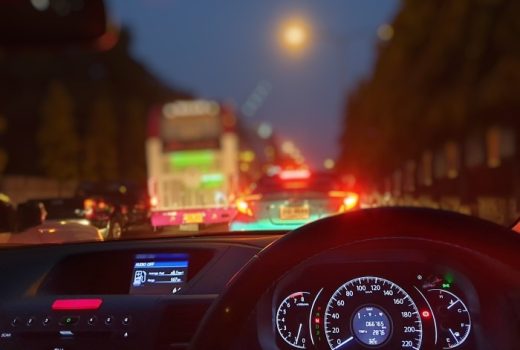 How to enjoy the most out of night driving in Dubai?